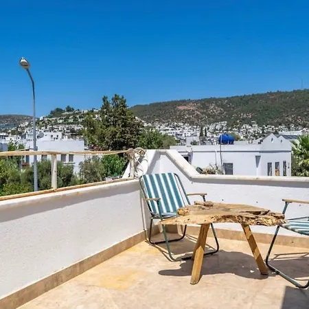 Mucho Boutique Hotel *