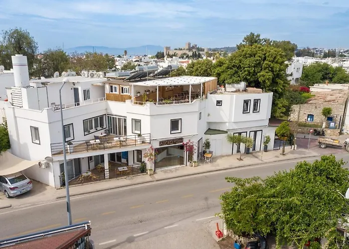 Mucho Boutique Hotel